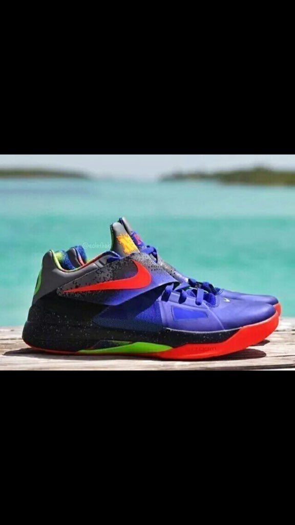 kicksfreak2's tweet photo. 'Kevin Durant 5's' #fades https://t.co/AAWVxwGjB1
