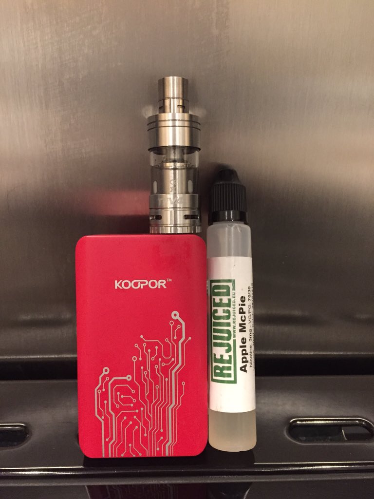 mickyc1990's tweet photo. Just opened this today from @RE_JUICED wooow definitely in my top 10 liquids #vapelife #vapeon https://t.co/f66TtqXxKs