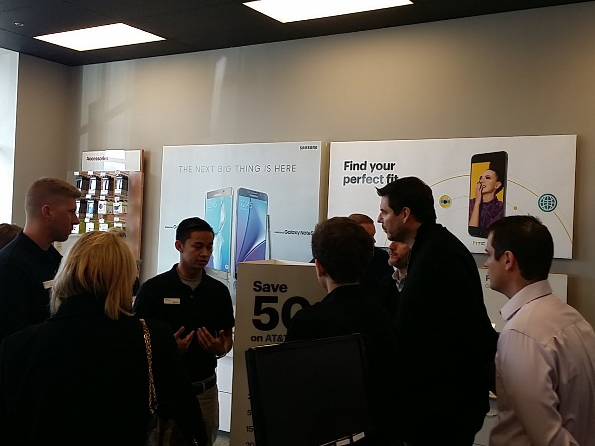 Sprint4PacNW's tweet image. #marcelo_visit_pacnw  listening to our friends at #ccComm &quot;we&apos;re here to take care of our customers&quot;