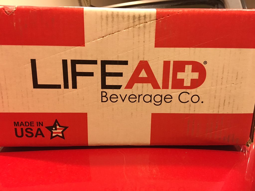 crossfitemics's tweet photo. Thanks @DrinkFitAID for the fast shipping! Literally got it the next day!! https://t.co/HJbQQlnj12