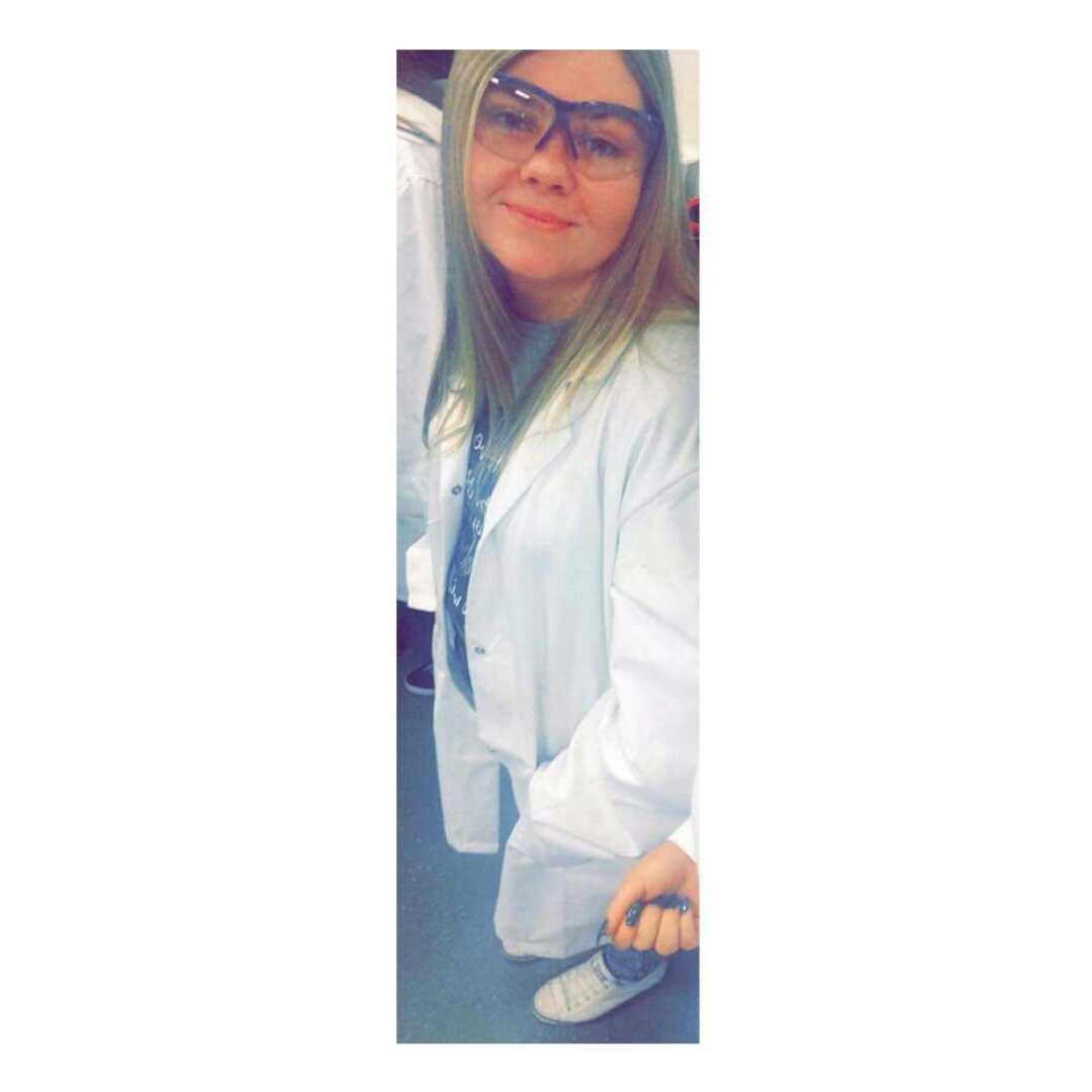 nicolethom97's tweet photo. College is cool ✌✌ https://t.co/Lp7Y1TufZJ