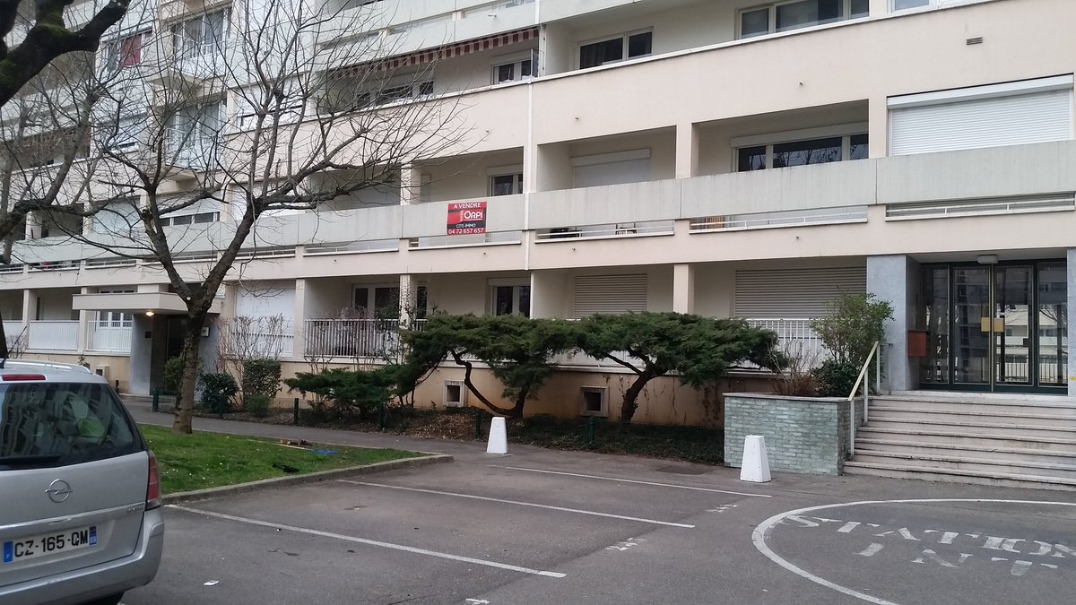 Pi_Guill's tweet photo. #pifrance remise en état des massifs près des entrées .Merci pour tous vos compliments sur notre travail https://t.co/MVY5eyFPGx