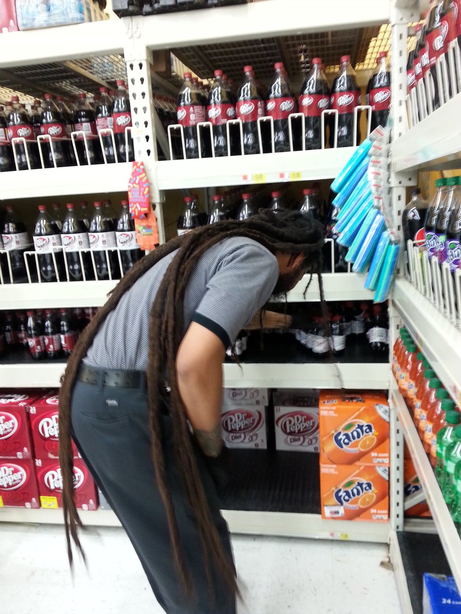 Sweetlikehonye's tweet photo. Where'd he pik the "berries & juices" that grew HIS hair? #PrinceAkim wants the hookup😊#cooldude #dreadslife
1.28.16 https://t.co/NMpLqOlSKl