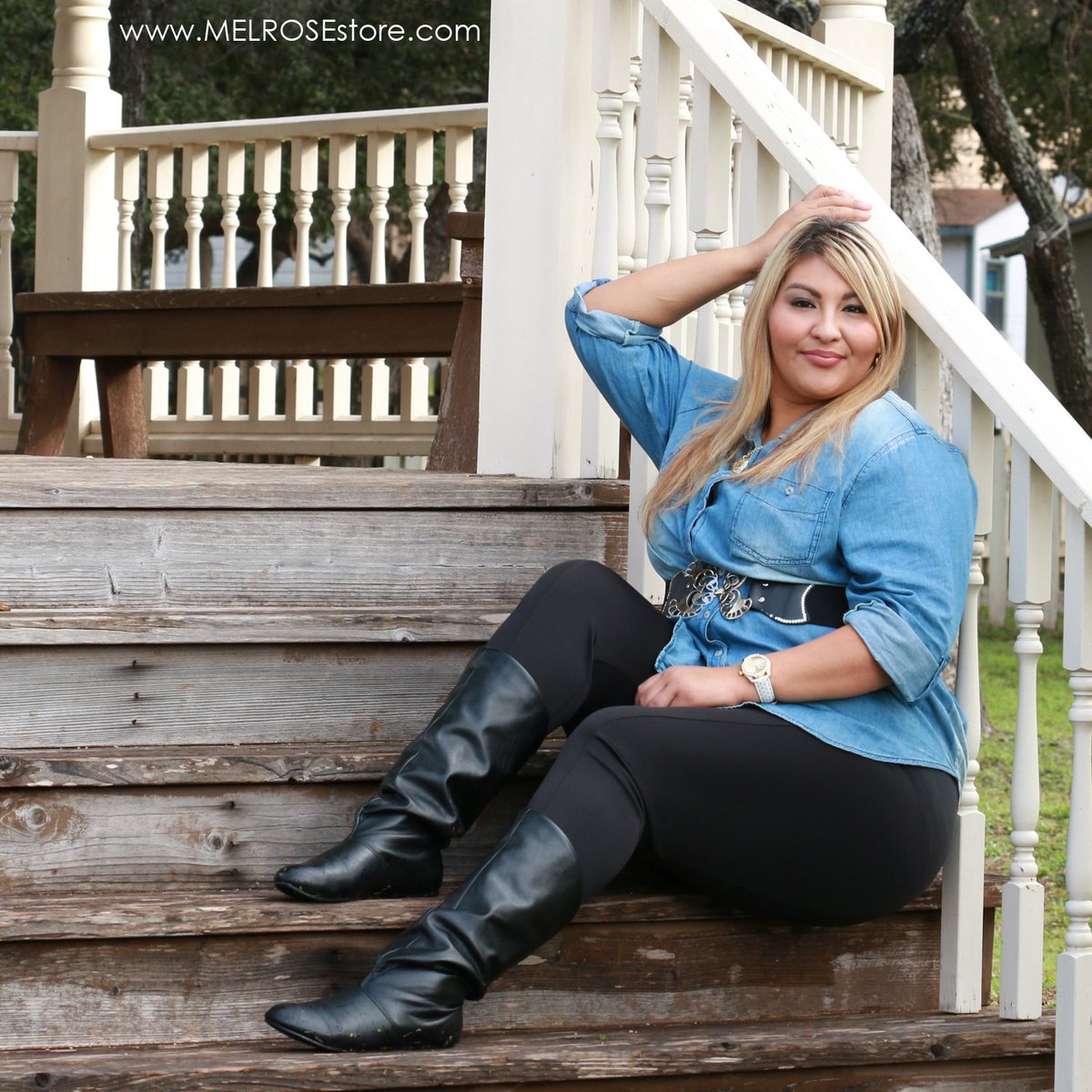 MyMelroseStore's tweet photo. Yeehaw! Find beautiful Western styles in the Plus Department! #westernlook #plussize #plaidtop #cowgirl #westernwear https://t.co/GmtkVh1eKO