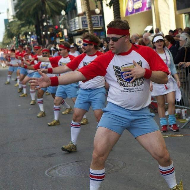 BeardedNatitude's tweet photo. When you realize you have a week to get on your cousin's level #ThighZilla #EveryDayIsLegDay #610Stompers #NoLa ⚜ https://t.co/1TcE9dhFjg