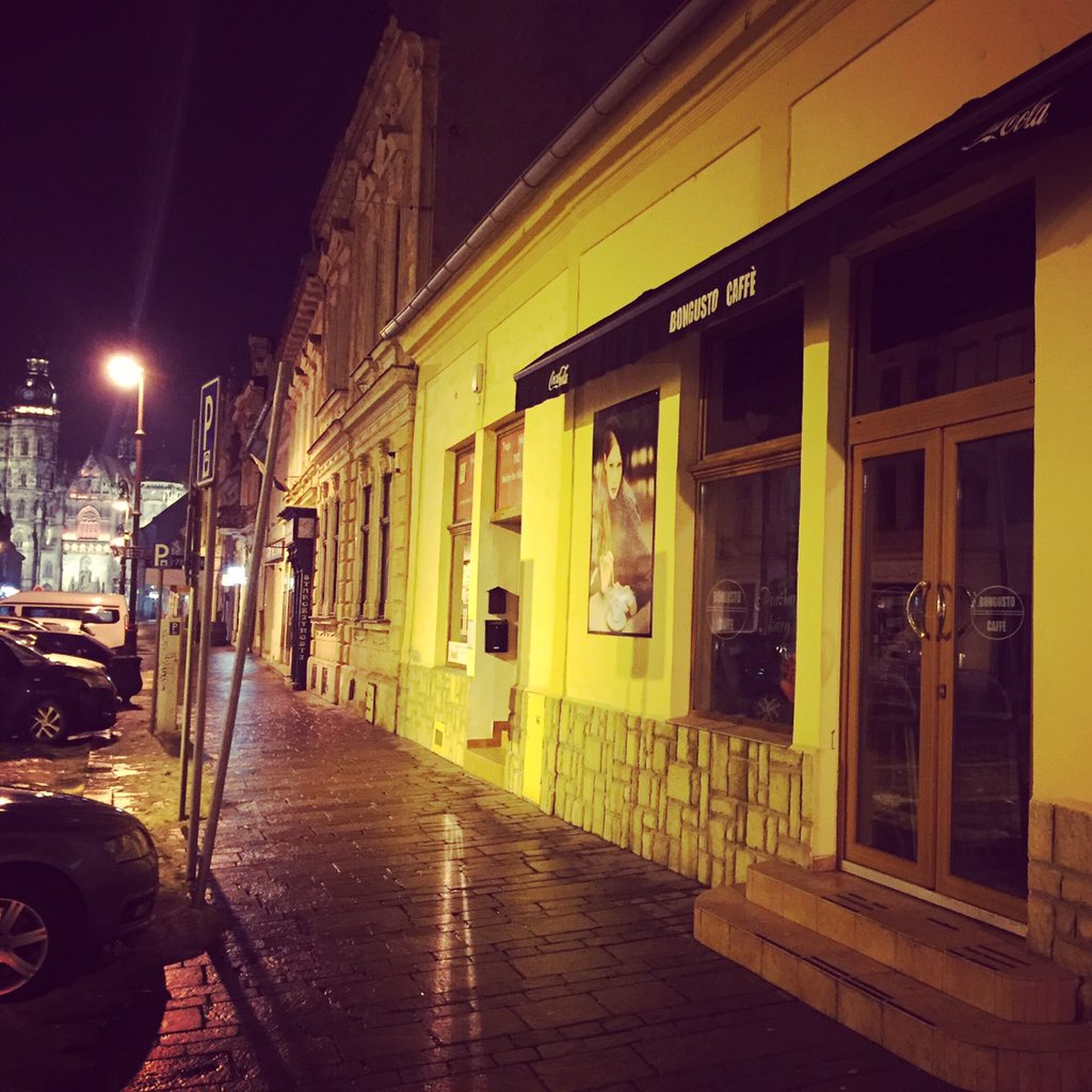 bongustocaffe's tweet photo. #alzbetina #kosice #kavicka #espresso #predaj #kava #kaviarne #caffe #cialde #frog #didiesse #dispensor #distributor https://t.co/3i8qxmlkO0