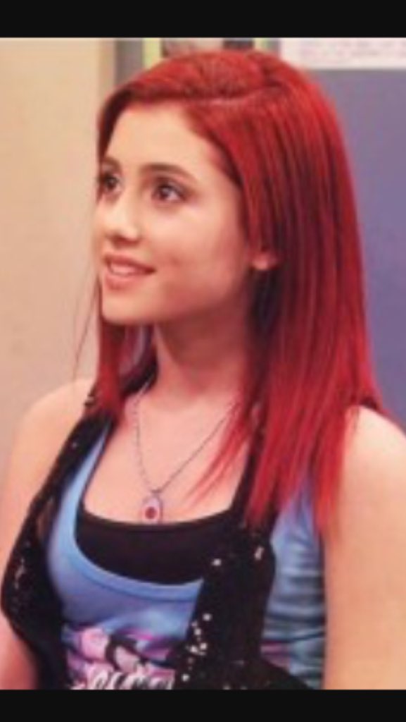 Hannah Eisenberg (@amiablewizard) on Twitter photo 