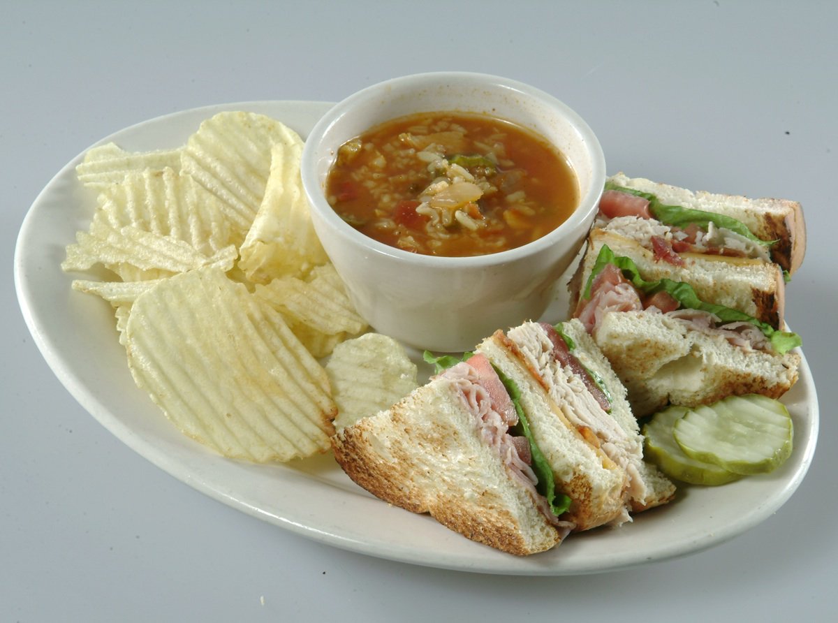ChappysDeli's tweet photo. Brrrr it's cold outside! Come to #Chappysdeli for a Cup of hot #soup and sandwich! #eatmgm #delilife #southernwinter https://t.co/QU7nI4Tb1j