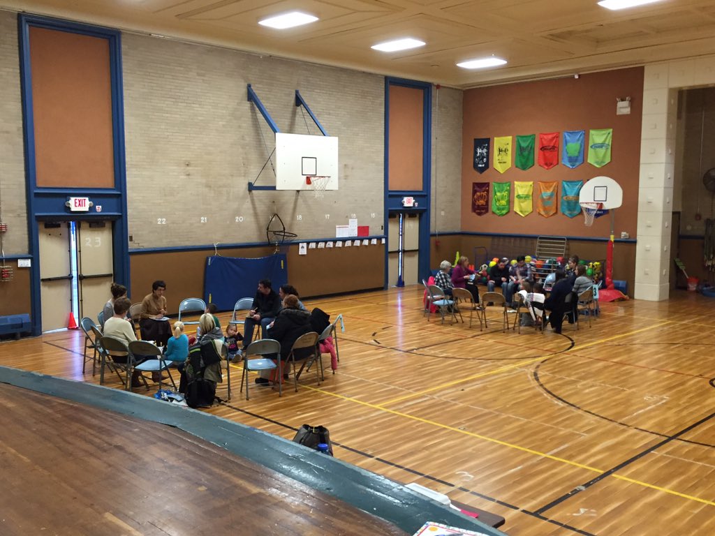 Spotlight on Literacy round 1!  The kids are having fun &amp; learning some great reading strategies!  <a href="/PCSDthoreaupark/">Thoreau Park Elementary School</a>