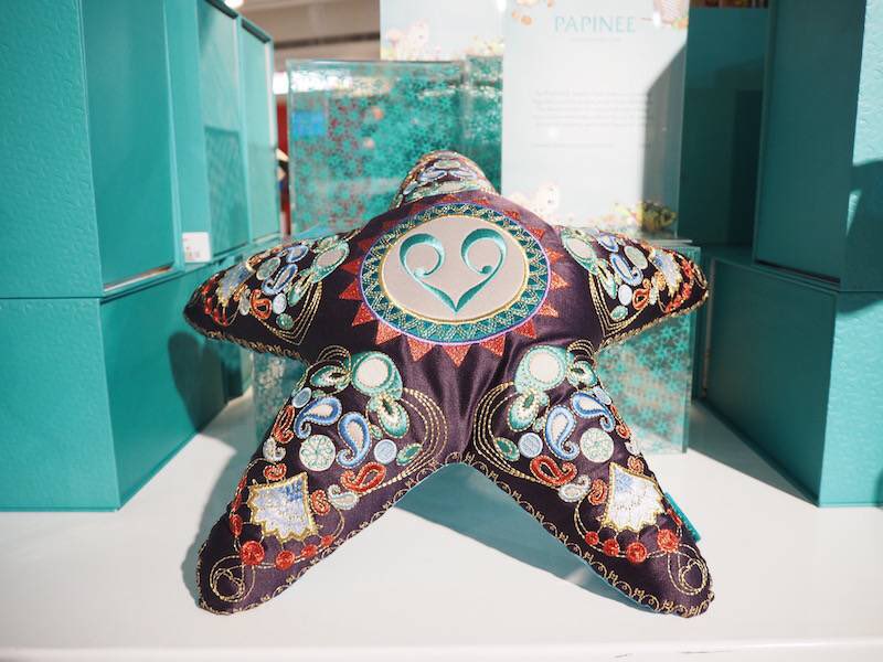 blaggerjagger's tweet photo. #papinee only at #harrods till 9th Feb to celebrate the Chinese yr of the monkey these are so cute so colourful. https://t.co/59tSVHhQ2I