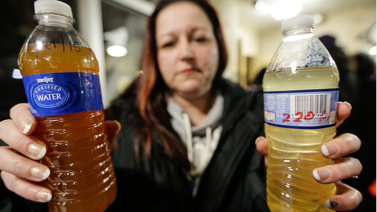 RollingStone's tweet image. It&apos;s not just Flint: America has a major lead-in-water problem rol.st/1KInTRI