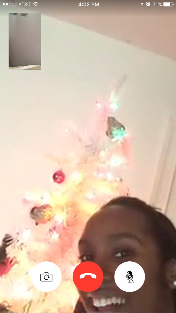 saigeliza's tweet photo. Jada thinks it is still Christmas btw this is today and the tree still isn't down https://t.co/3hv0kOYDOR