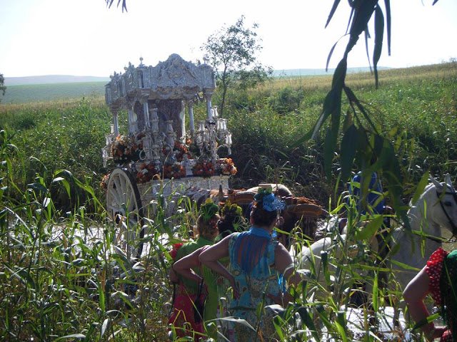 Triduo en honor del Pastorcito Divino en la Hermandad del Rocío de Écija gentedepaz1940.blogspot.com/2016/01/triduo…