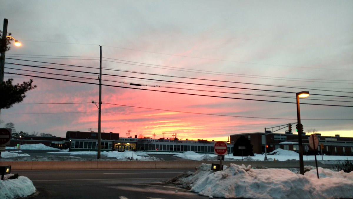 captkeating's tweet photo. Great sunset tonight outside the #BrickLibrary @oceancountylib! #BrickProud https://t.co/8wIPyxtquu