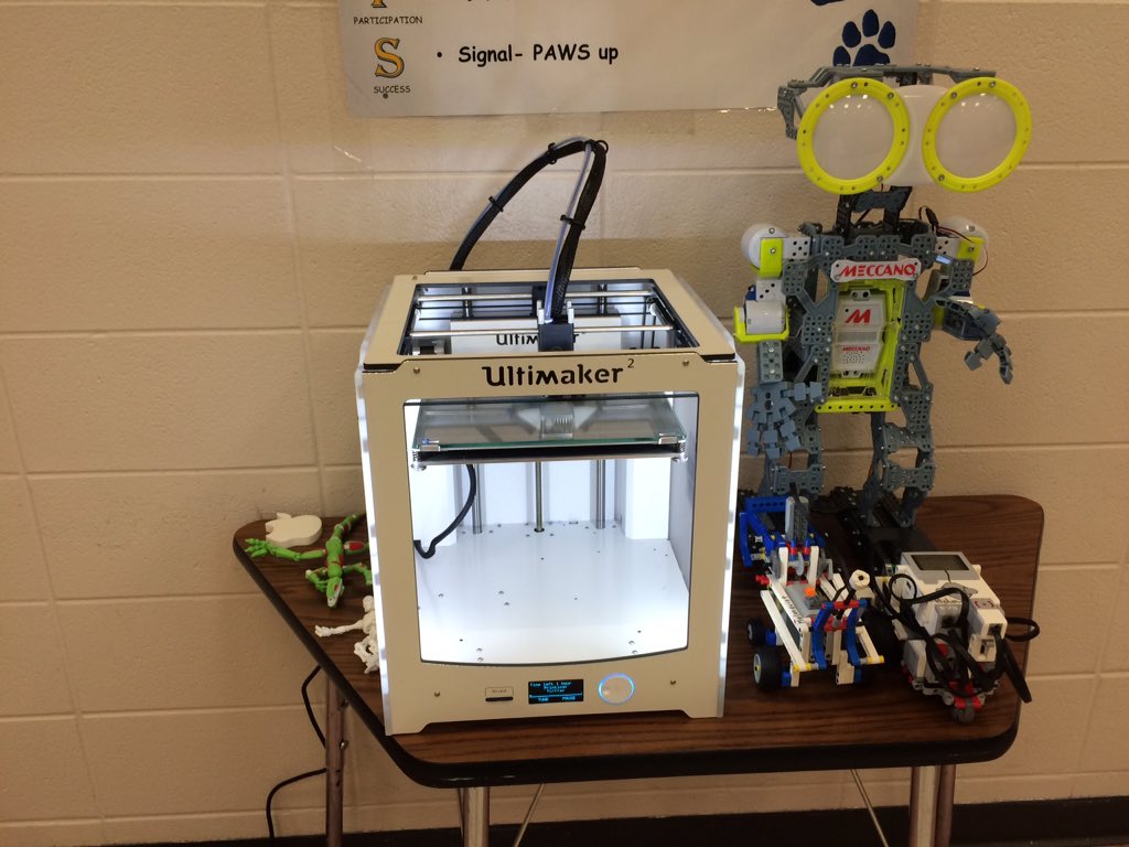 AliefScience's tweet photo. Thank you @HMQScience for letting us show off your #robotics @OwensInt #aliefsciencefair https://t.co/i6IhPxjgHd