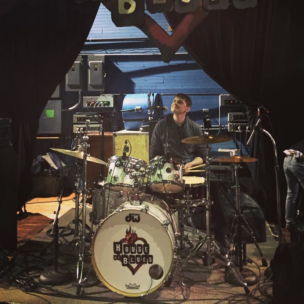 tomckelly's tweet photo. #soundcheck with @even_the_jackals. Set's at 10:30! https://t.co/2tVrvDu7Hs