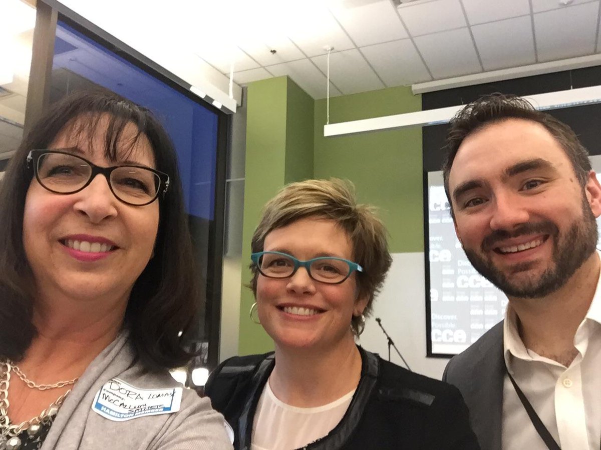 mcCallumSather's tweet photo. Networking it up at #McMasterBAB. Great crowd tonight and venue. @jmccallum52 @drew_hauser @dora_lomax https://t.co/zv98EwwEUL