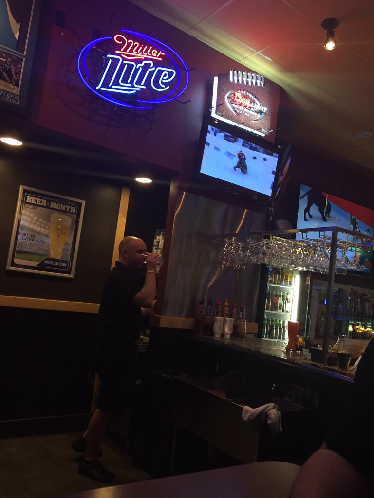 spoor945's tweet photo. Watching @XGames  at @BWWings https://t.co/EujPFOtxbH