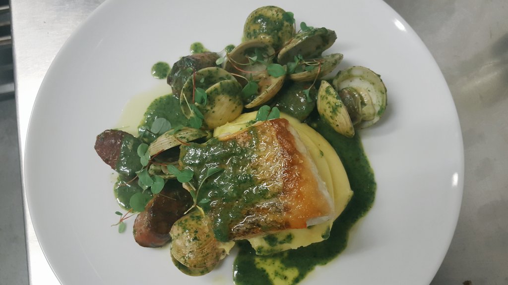 chefjameskelly's tweet photo. Hake, olive oil mash, clams &amp; parsley sauce @HollandSt #FOTD https://t.co/7RmlKT0Ca7