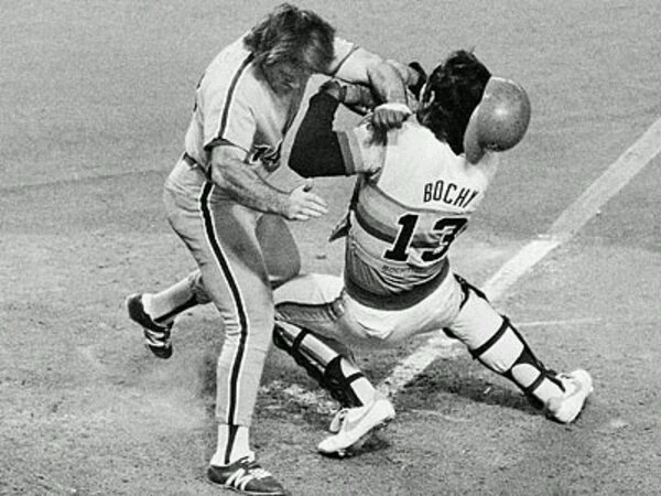 Super70sSports's tweet photo. Pete Rose just punching Bruce Bochy's lights out at home plate back when that sort of thing wasn't frowned upon. https://t.co/LEYqYU5EMv