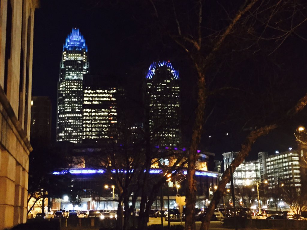 amycowman4's tweet photo. Working Uptown pretty cool looking up #Panthers #PanthersNation #pantherpride #CARvsDEN @Panthers https://t.co/6oTGuB7D7o