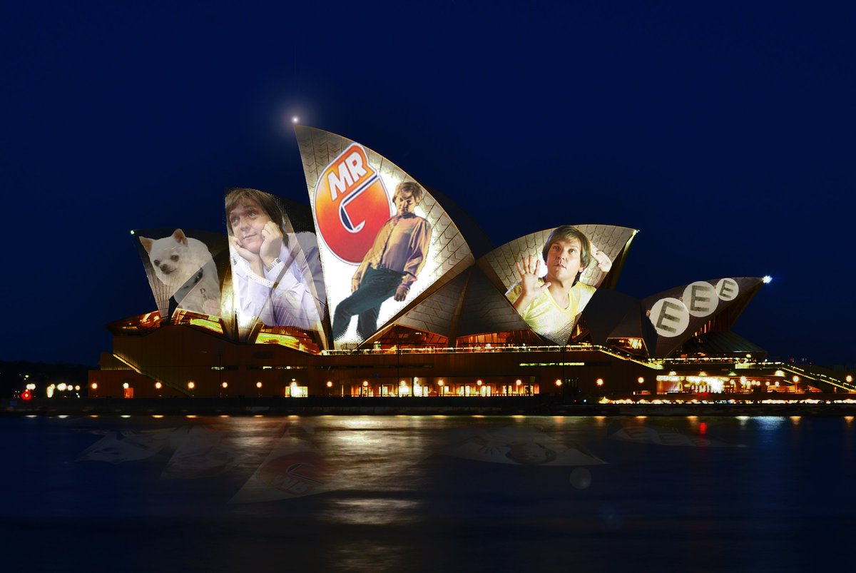 jasmine_nn's tweet photo. @ChrisLilley Mr G's going to explode all over the Opera House!  🎤💃🎭💖 https://t.co/aLa0HBkbaA