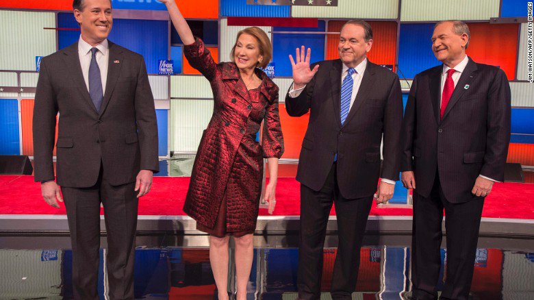 CNNPolitics's tweet image. The undercard #GOPDebate is in full swing. Keep up with our live blog: cnn.it/GOPDebate