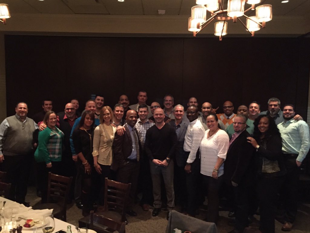 NicoleSmithHD's tweet photo. Thank you and Great Job to NY Metro's 2015 Green SMs!🌟@LemmaTony @Mcgalec99 @crystal_hanlon #TheEliteGreenTeam https://t.co/43I7y4BDz3