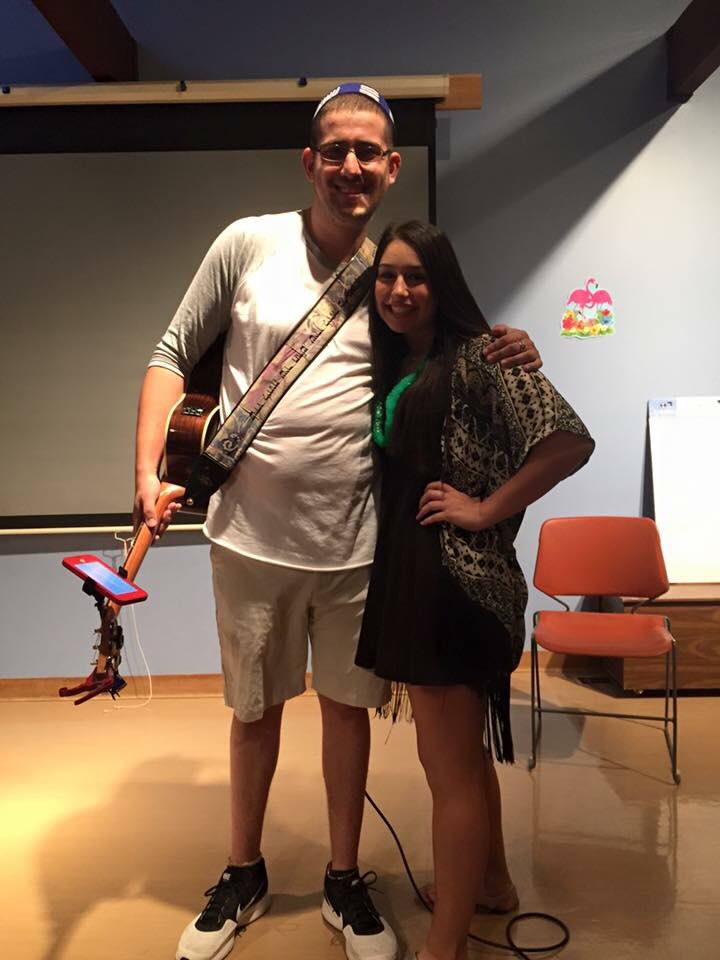 JaxiePidgeon's tweet photo. At #CLTC2015,Josh Cohen inspired me to be the loudest during song session! #ThinkThursday #CLTC2016 #BBYOSummer2016 https://t.co/MnXbvcSYtN