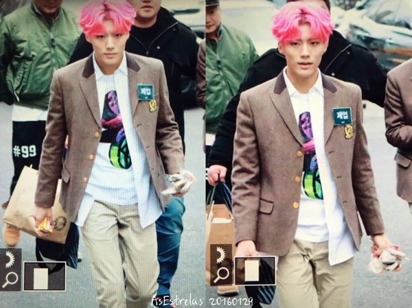 ImfactVnzla's tweet photo. [PREVIEW] 29.01.16 | Jeup camino al Music Bank
(cr. asestrelasstar) #IMFACT #WelcomeIMFACT #Kpop https://t.co/aYRy3YvNGe