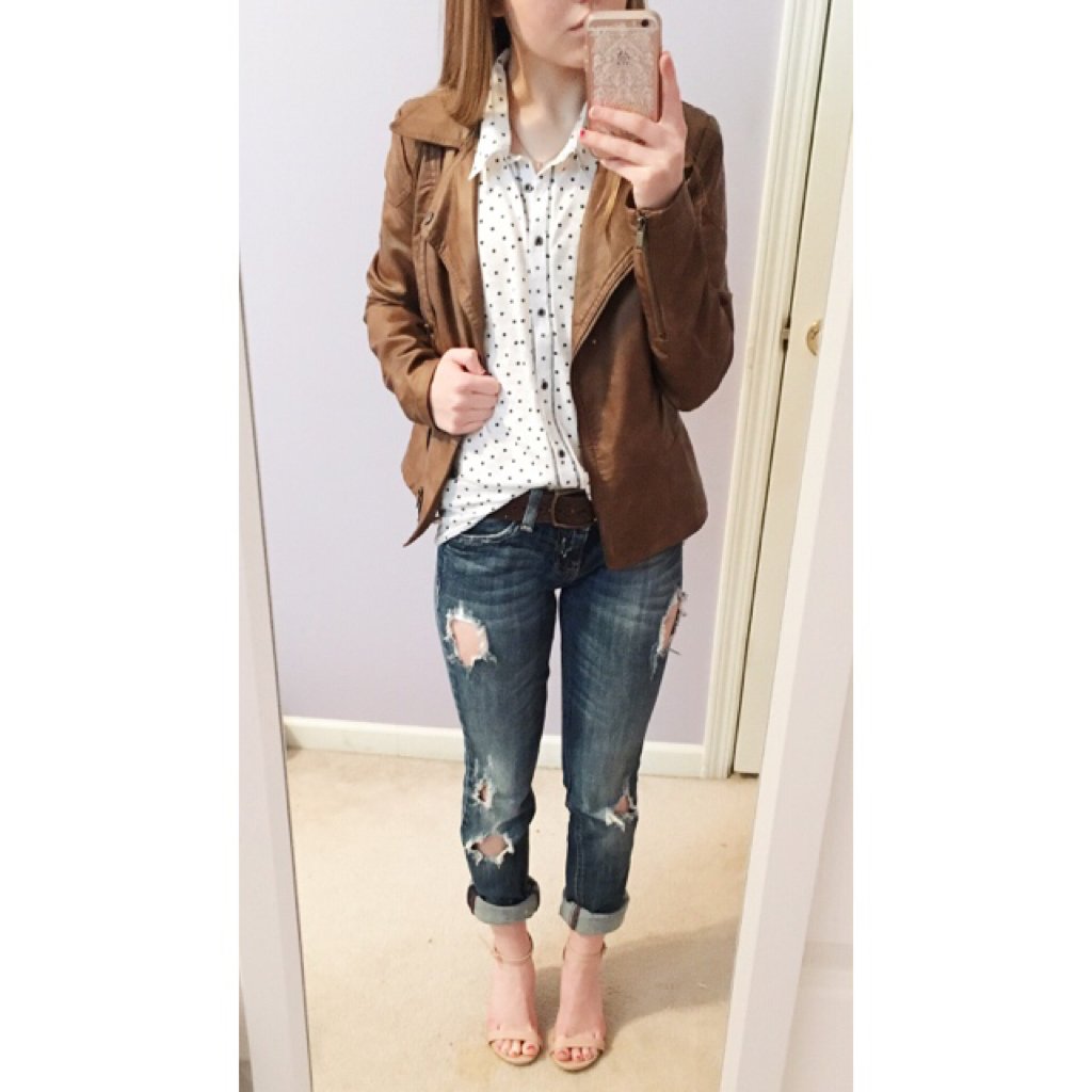 MyFashom's tweet photo. Adorable shirt from @Aeropostale worn by #Fashom user Amanda.
#georgiastyle #womensclothing
https://t.co/2fm7hJnRPW https://t.co/81fTgytTc5