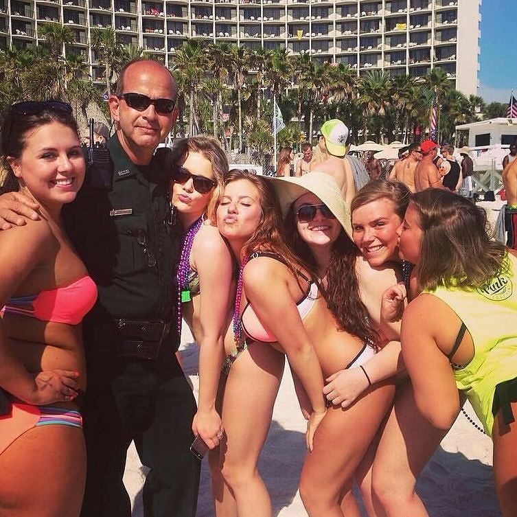 springbreakhq's tweet photo. @allienoe207 Thank you for sharing your photo with us! #springbreakhq #springbreak2k16 #pc… https://t.co/t6bfRJB9BJ https://t.co/NzEKxBaIKr
