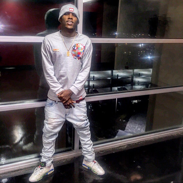 Real_YOUNGBOSS's tweet photo. Glo'd Up ✈️ We Global https://t.co/qoarUmNRd3