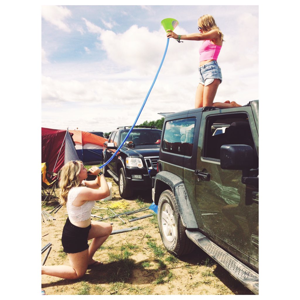 lexiiryy's tweet photo. take me back to these daysss βοΈπ»π #BootsThrowback @BootsandHearts https://t.co/lwEc6Spmwc