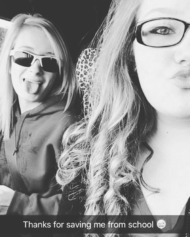 heatherfeth's tweet photo. #tbt Doing what I do best. #schoolskippin @SamanthaLennon2 https://t.co/3HbxiKBTAT