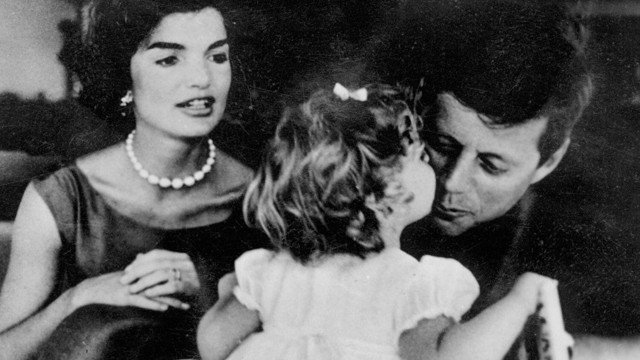 Fascinating Historical Picture of Caroline Kennedy with Jacqueline Kennedy in 1959 