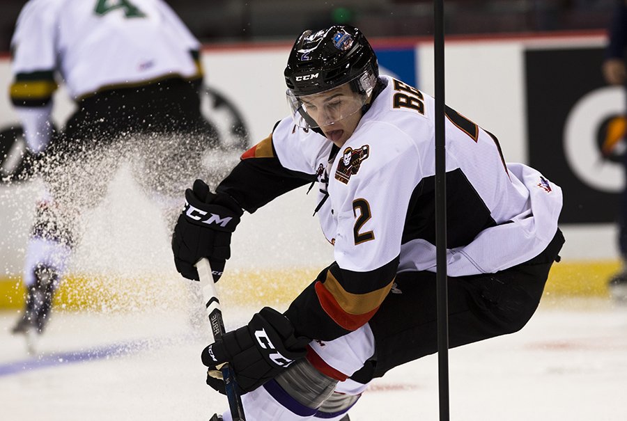 WHLHitmen's tweet image. #WHLHitmen @JakeBean_2 participates in yesterday&apos;s #SportTesting ahead of tonight&apos;s #BMOTP Game. Photo: Kevin Light