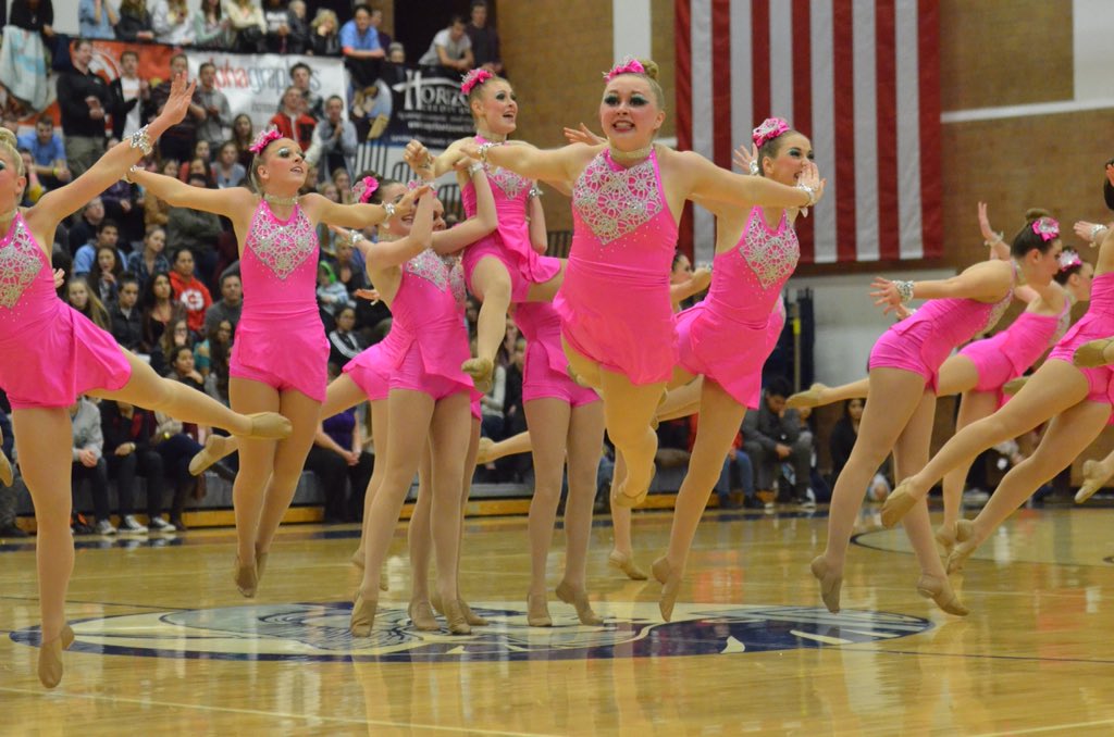xigiff's tweet photo. #dance category. @tiffthom14 @WeAreViewmont @vykelles #vykelles https://t.co/zsey9mftiD