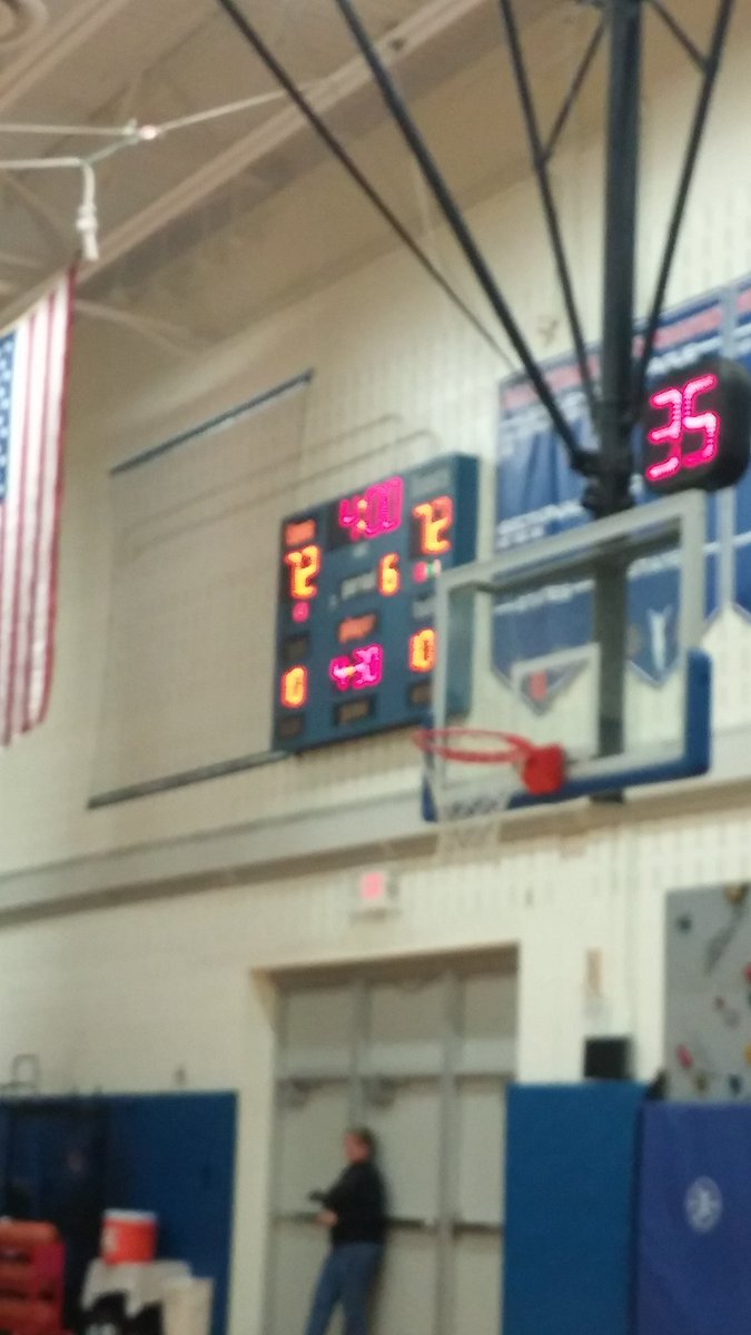 sgf_hype's tweet photo. DOUBLE OT!!!!!!!!! https://t.co/acFwWrxyhg