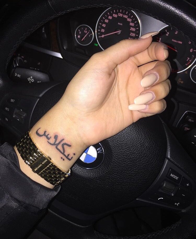 New1DInfo's tweet photo. does anyone know what this means ? https://t.co/ZNnDScKXaD