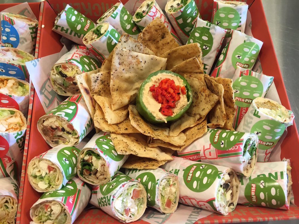 PitaPitHouston's tweet photo. #SuperBowl50 order your platter before Feb 3 and save $10 832-604-6549 #SuperbowlParty #SuperBowl2016 #easyhosting https://t.co/q0OxWtHFr1