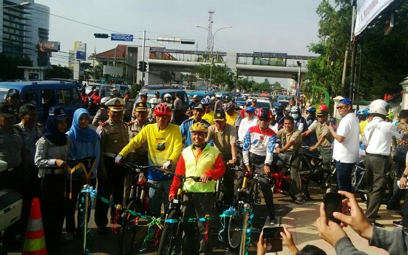 ASIK!! Margonda Siap dijadikan Car Free Day
>>
bit.ly/1TTRMnn
