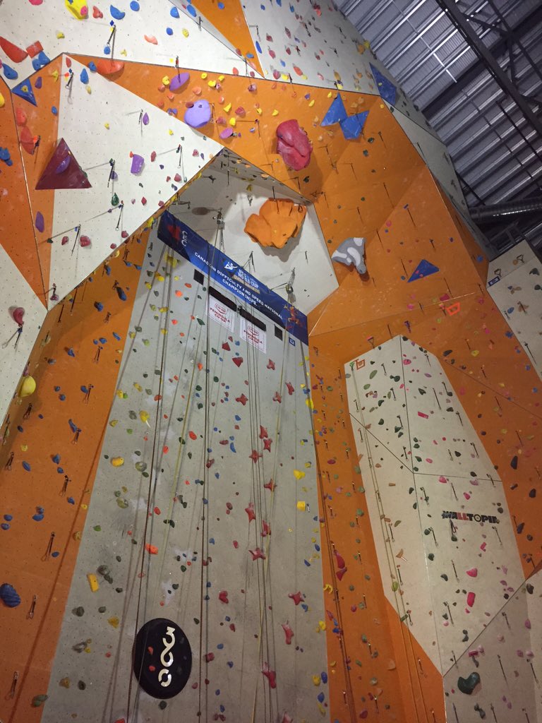 IAmCarlJensen's tweet photo. @KimandaJ givin #PenRecComm tour of @bouldersclimb in #csaan! @Eco_RyanWindsor @DalyTed @hamrandnails @Lowseas51 https://t.co/h9uXluXpz1