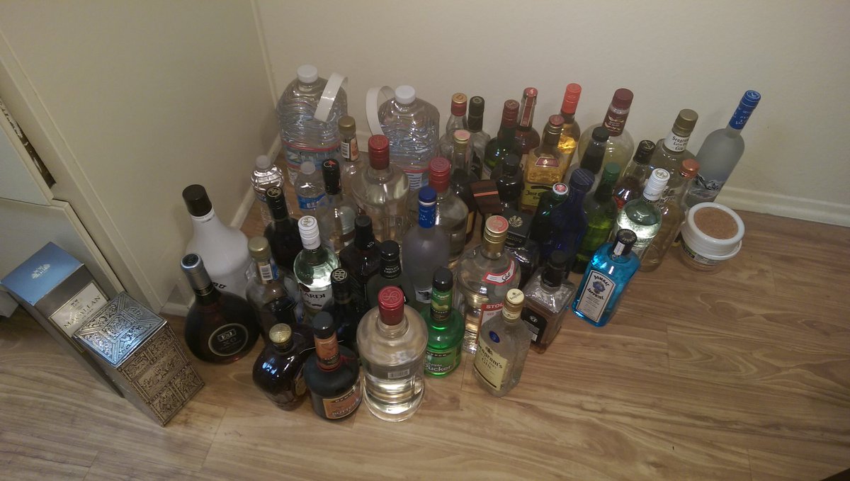 doubleofoxx's tweet image. #ThrowoutThursday I fear the Furry Fandom Force will feel this one when I pour all this down the drain today