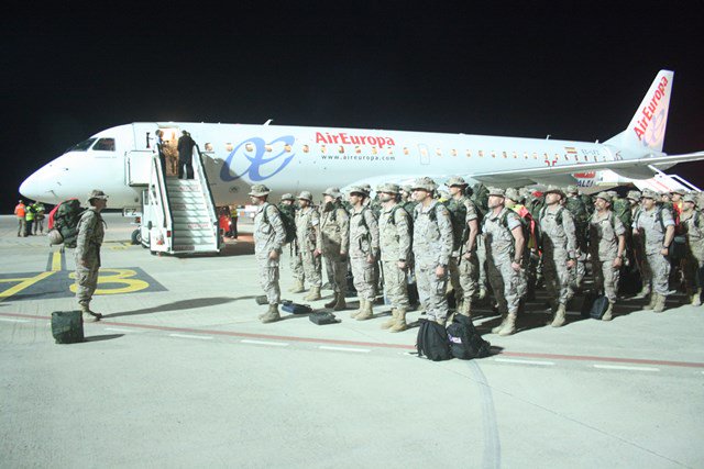 Defensagob's tweet photo. Regresa a casa el personal RAAA 74, 2º contingente PATRIOT,desplegado en Turquía #NATO ¡BIENVENIDOS! https://t.co/tWstTor7WO Vía @FUTER_ET