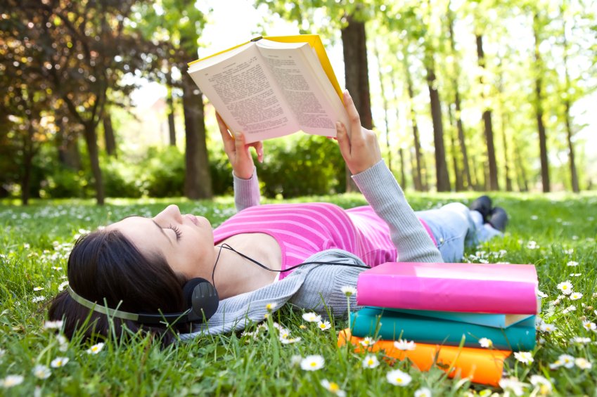 TeachingEnglish's tweet photo. How you can help teens with their reading: https://t.co/ML5Fp1vntk #ESL #EFL #TESOL https://t.co/m1CvOFxJ5M