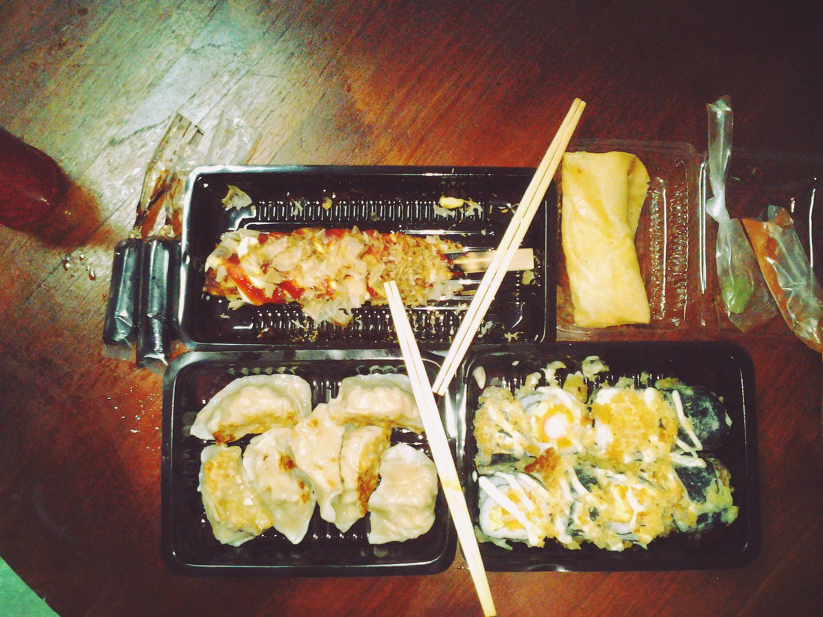 ReszaHartanto's tweet image. Itadakimasu!! :D