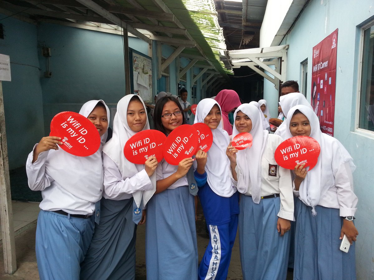 ditaanggrainiii's tweet photo. selfieeeeee! @wificorner_id #wico #Ayuda https://t.co/1HEsotohqw