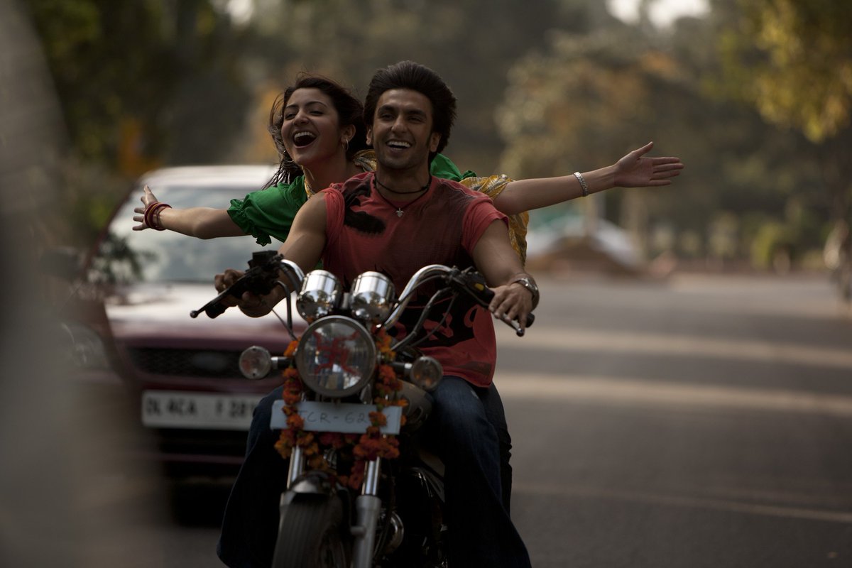 YRFmerchandise's tweet photo. Today be like..It's a FRIDAAAYYYYY!!!! Are you excited!!! #Weekendishere #makeitfilmy #YRFMerchandise #FridayFeeling https://t.co/nfaG6V6m2t