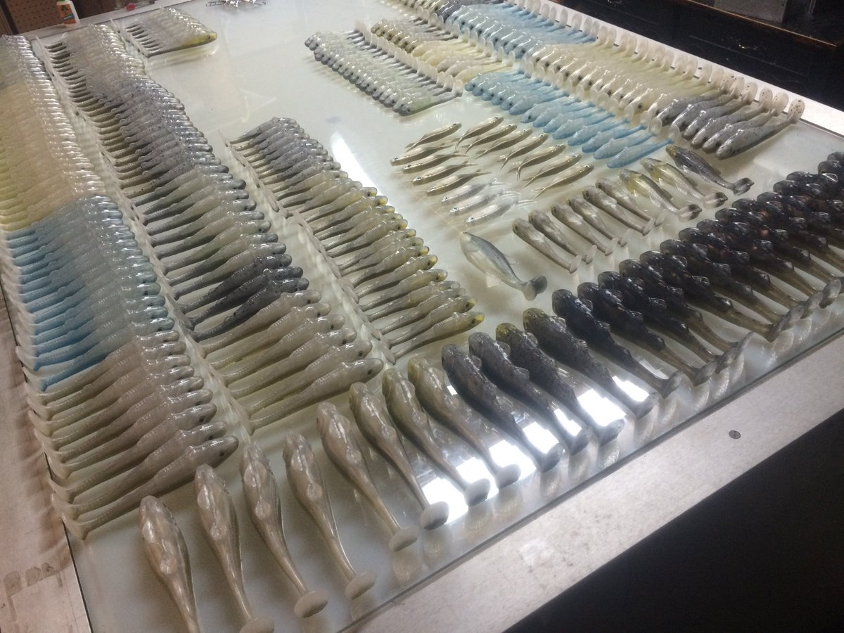Smash Tech Baits (@smashtechbaits) on Twitter photo Busy day at the Smash Factory!  #dontjustcatchem #smashem #swimbaits Busy day at the Smash Factory!  #dontjustcatchem #smashem #swimbaits